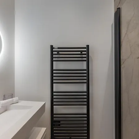 Luxe A Avec Piscine, Sauna Et Cinema - Fr-1-569-196 Chalet