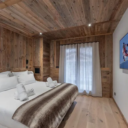 Luxe A Avec Piscine, Sauna Et Cinema - Fr-1-569-196 Chalet *